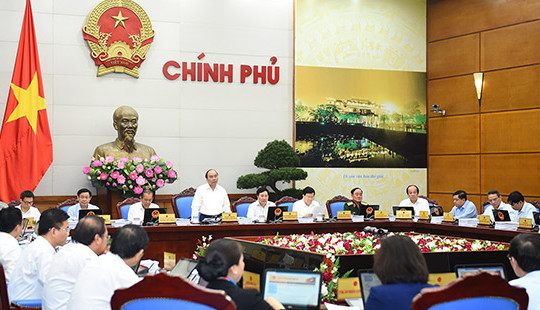 Chính phủ chỉ đạo quyết liệt tháo gỡ khó khăn trong sản xuất kinh doanh và thể chế