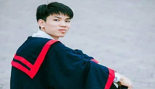 Bố chàng trai siêu nhân Phan Nhật Duy tiết lộ về tính cách đặc biệt của con