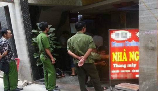 Hà Nội: Cô gái chết tại nhà nghỉ sau khi vào cùng 4 người đàn ông