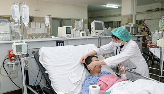 Từ tháng 8, nhiều dịch vụ y tế tăng giá tiền triệu