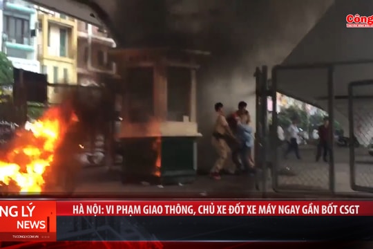 Hà Nội: Vi phạm giao thông, chủ xe đốt xe máy ngay gần bốt CSGT