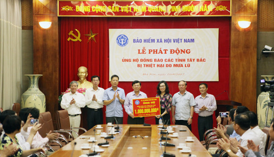 BHXH Việt Nam: Ủng hộ đồng bào bị lũ lụt các tỉnh Tây Bắc 1 tỷ đồng