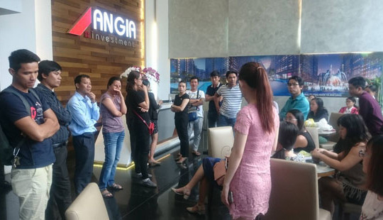Cư dân An Gia Star “ồ ạt” kéo đến khiếu nại chủ đầu tư đòi quyền lợi