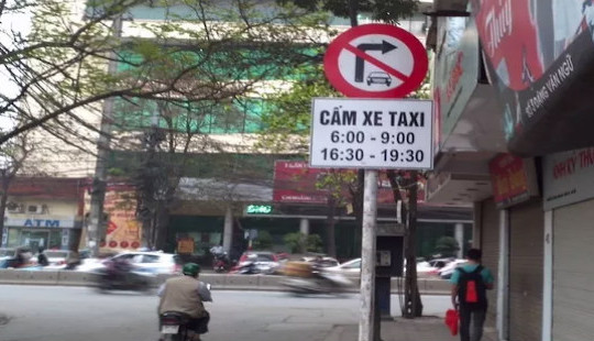 Hà Nội thêm nhiều tuyến phố cấm taxi hoạt động
