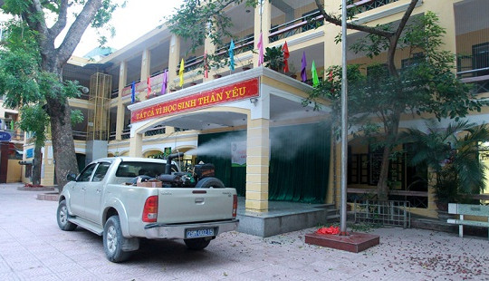 Hôm nay, Hà Nội tổng phun hóa chất diệt muỗi bằng máy công suất lớn