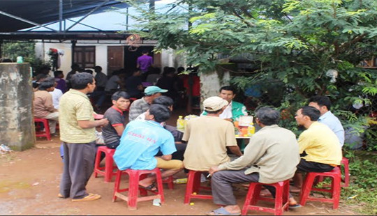 Gia Lai: Ba người trong họ chết bất thường nghi đột quỵ