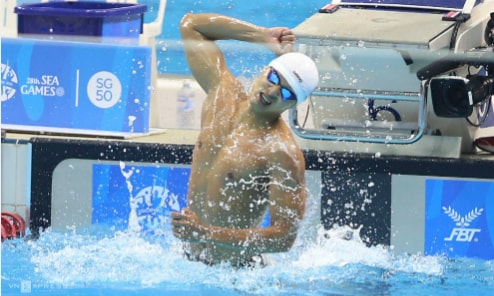 Hoàng Quý Phước vượt kỷ lục khi chuẩn bị cho SEA Games 29