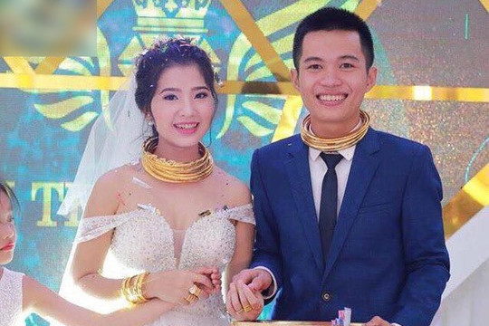 Nghệ An: Cô dâu chú rể đeo trĩu vàng, được tặng biệt thự, xe hơi ngày cưới