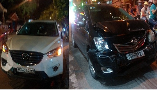 Xế hộp gây tai nạn, nhiều người bị thương