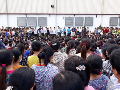 Hàng trăm công nhân đình công đòi quyền lợi ở Thanh Hóa