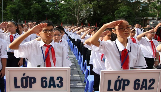 Bộ GD-ĐT đề nghị thanh tra, giám sát thu chi các khoản phí đầu năm học