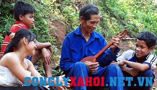 Nghệ nhân Mai Hoa Sen - Nghệ sĩ của đại ngàn