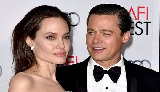 Angela Jolie và Brad Pitt tái hợp chỉ là tin vịt?