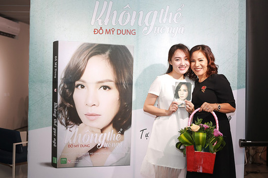 Không thể gục ngã: Có một tình yêu chiến thắng ung thư như thế!