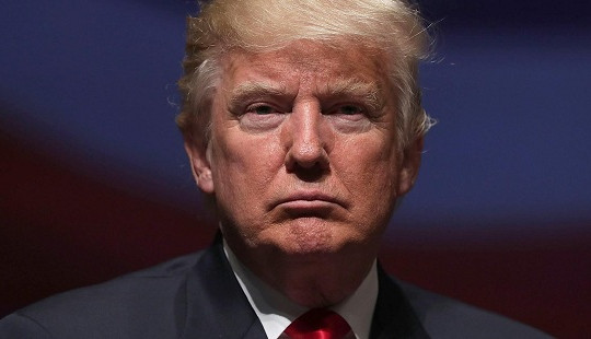 Tổng thống Trump chỉ có 4 phút "cân não" để cứu thế giới khỏi thảm họa hạt nhân