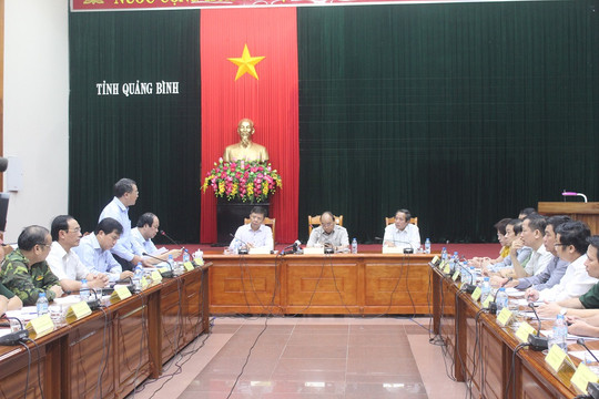 Hơn 200 sinh viên Đại học Xây dựng "hóa" thành công nhân