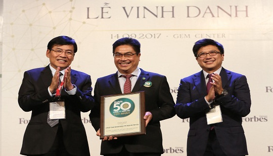 Forbes bình chọn Novaland vào tốp “50 công ty niêm yết tốt nhất” 2017