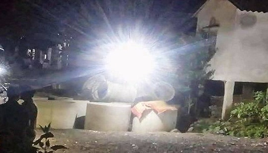 Đau lòng phát hiện thi thể con tại miệng cống bê tông gần nhà