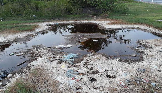 Quảng Bình: Bão đi qua, lộ kho hóa chất độc hại vô chủ