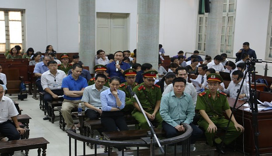 Xét xử Hà Văn Thắm cùng đồng phạm: Các luật sư phản bác Thông tư 02
