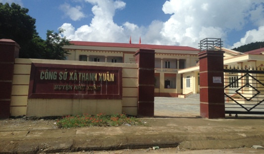 Thanh Hóa: Lại lộ "ảnh nóng" của Chủ tịch xã và nữ nhân viên cấp dưới