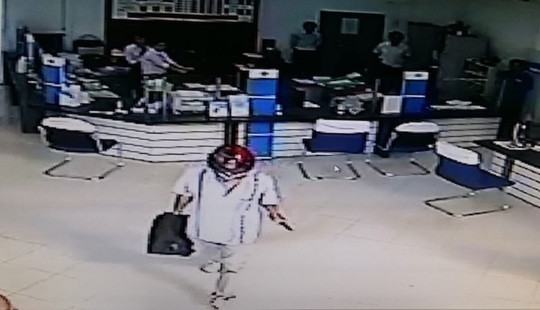 Nghi phạm cướp Ngân hàng tự sát, để lại thư tuyệt mệnh