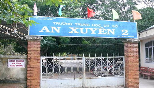 Gây mất đoàn kết nội bộ, Hiệu trưởng và Hiệu phó cùng bị kỷ luật