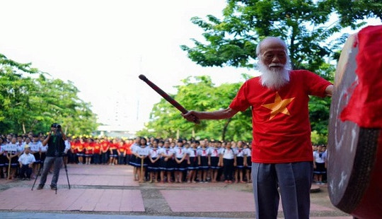 PGS Văn Như Cương sẽ được gia đình đưa về thăm trường lần cuối
