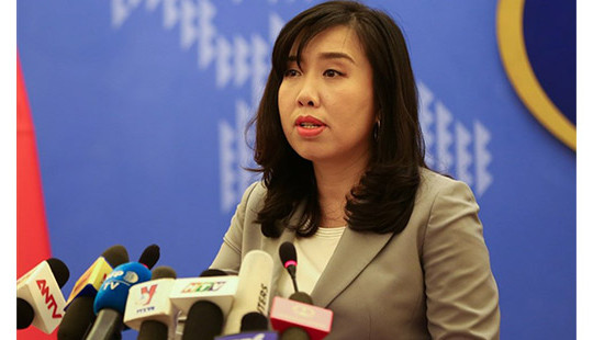 Cảnh sát biển Philippines bắn tàu cá Việt Nam: Yêu cầu xin lỗi và bồi thường cho ngư dân