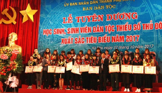 Hà Nội: Tuyên dương 141 học sinh, sinh viên dân tộc thiểu số xuất sắc, tiêu biểu