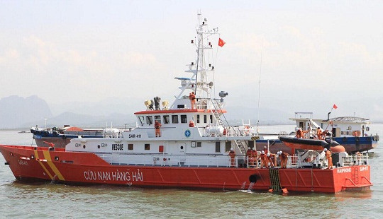 Xà lan chìm, 3 thuyền viên mất tích trên biển Bạch Long Vĩ