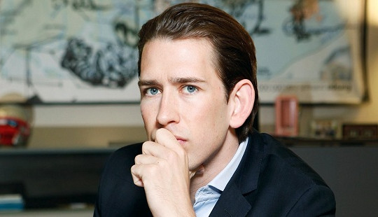 Yếu tố gì đưa "chàng trai" Sebastian Kurz trở thành thủ tướng trẻ tuổi nhất thế giới?