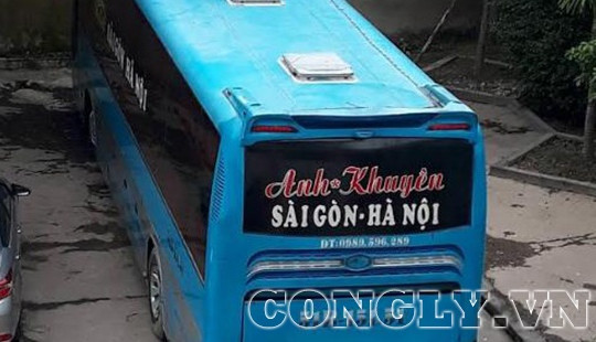 Nghệ An: Cơ quan chức năng dừng, khám xe có đúng quy định?