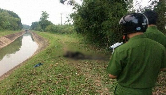 Nam thanh niên tẩm xăng tự thiêu nghi do trầm cảm