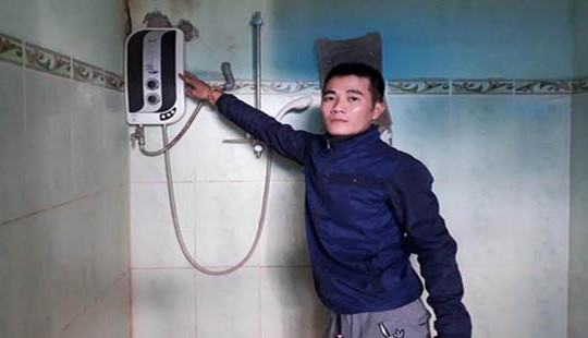 Hàng trăm đồ điện của nhà dân bị hư hỏng bất thường