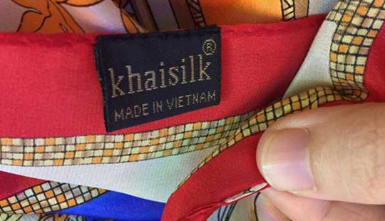Hơn 2.700 sản phẩm mang nhãn Khaisilk có dấu hiệu vi phạm về nhãn hàng hóa