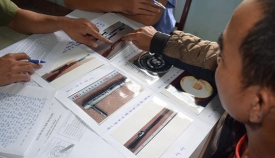 Khởi tố đối tượng tự chế súng quân dụng