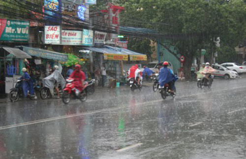 Miền Trung: Không khí lạnh tăng cường liên tiếp gây mưa to