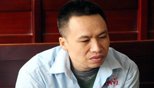 Nguyên sĩ quan quân đội lừa đảo chiếm đoạt gần 900 triệu đồng