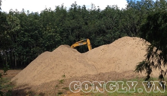 Bắc Tân Uyên - Bình Dương: Dân lo sợ vì nguy cơ sạt lở do khai thác cát