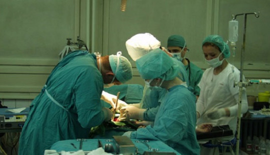 Cảnh báo bệnh nhân chủ quan với biểu hiện ẩn tinh hoàn