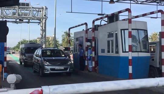 BOT Cai Lậy tiếp tục 'xả trạm' sau ít giờ thu phí trở lại