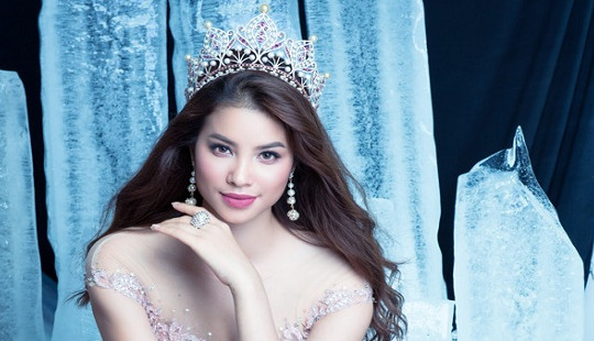 Hoa hậu Phạm Hương: “Hào quang đâu chỉ từ chiếc vương miện”