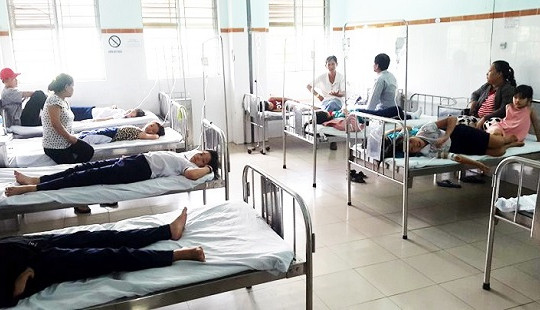 Đồng Nai: Nhiều học sinh nhập viện sau khi ăn ở trường