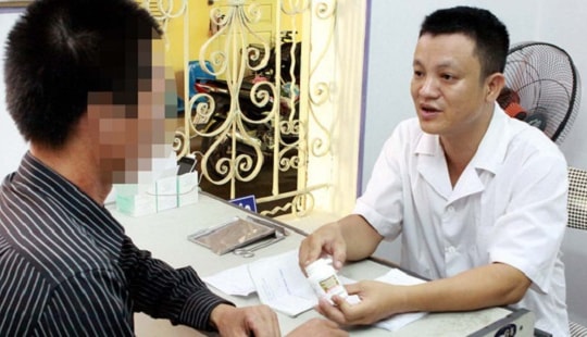 Giá thuốc điều trị HIV giảm 17% nhờ đấu thầu thuốc tập trung