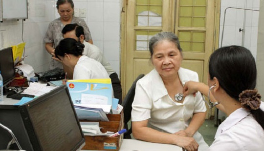 Hà Nội: Bệnh viện công sẽ tự chủ tài chính từ 2018