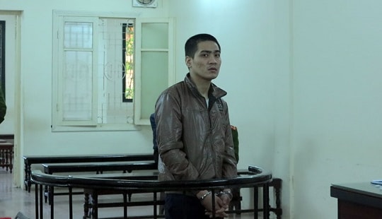 Nghịch tử sát hại mẹ đẻ ngay trong bữa cơm tối