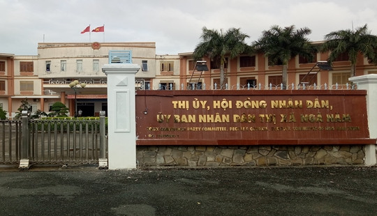 Hạ bậc lương Phó Chánh Thanh tra đánh dân