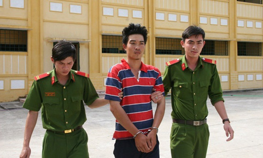 Rợn người hành vi thú tính của kẻ sát hại cô gái chăn dê