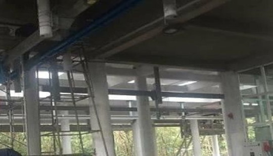 Sập giàn giáo cáp treo Yên Tử, 4 người bị thương